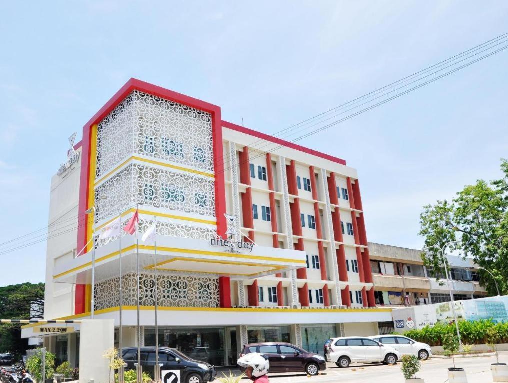 Nite And Day Batam Jodoh Square Hotel Ngoại thất bức ảnh