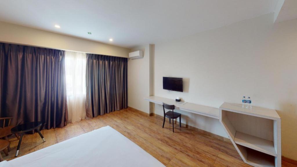 Nite And Day Batam Jodoh Square Hotel Ngoại thất bức ảnh